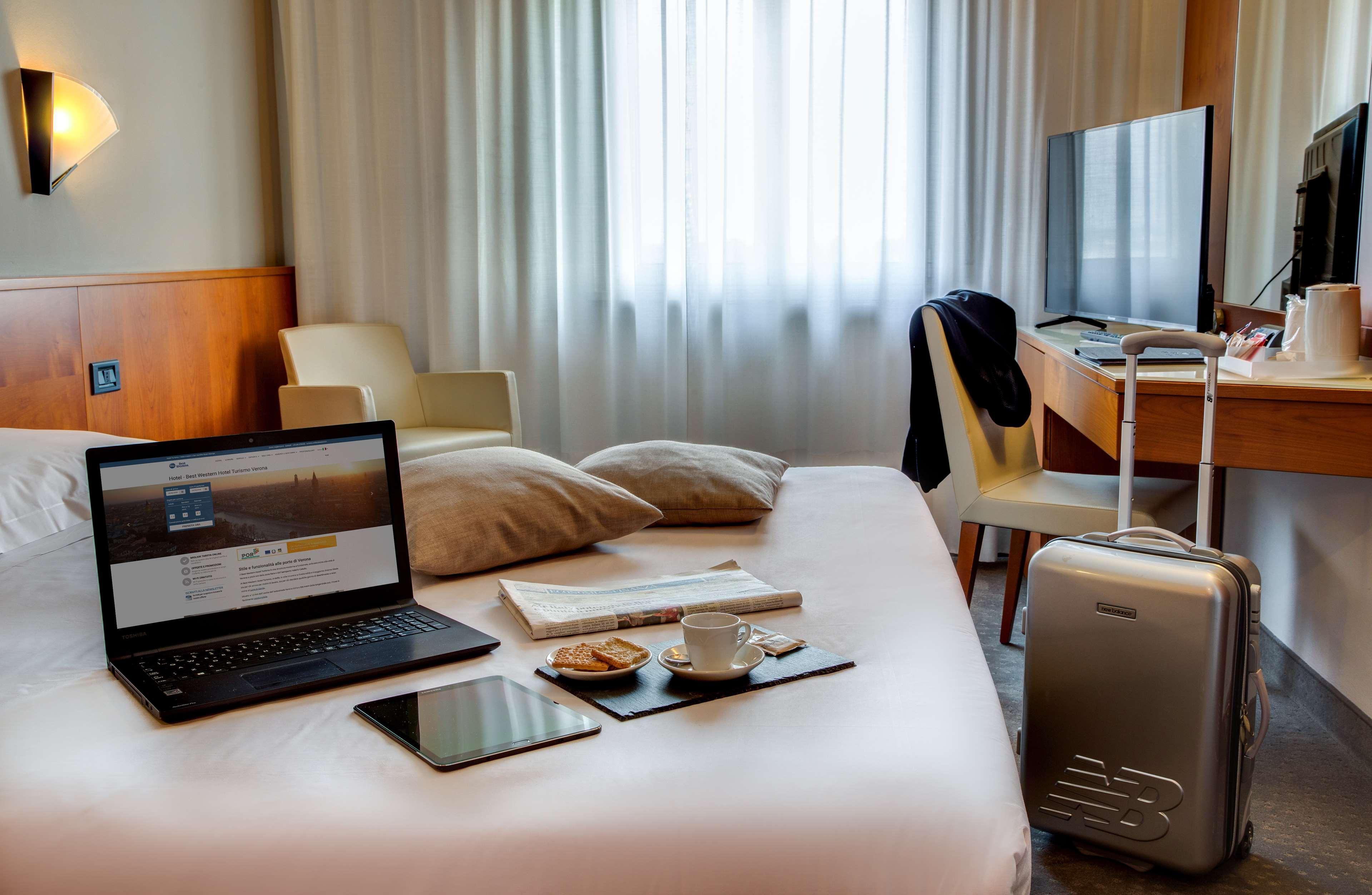 Best Western Hotel Turismo San Martino Buon Albergo Esterno foto