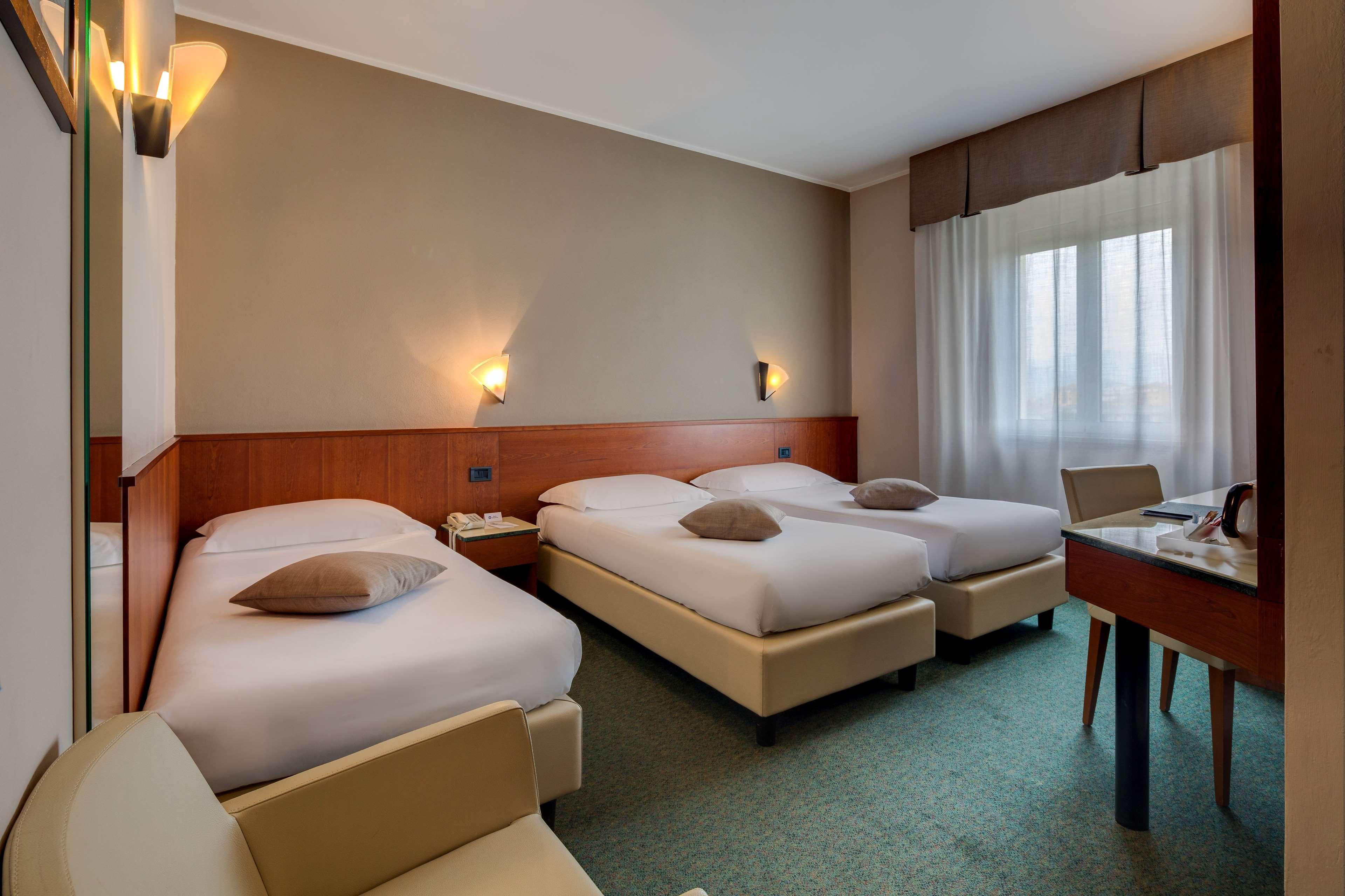 Best Western Hotel Turismo San Martino Buon Albergo Esterno foto